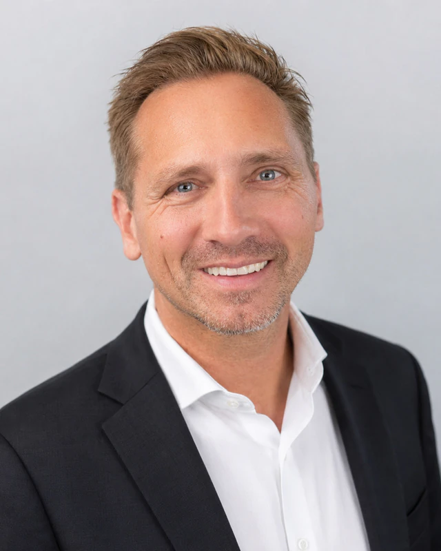 Daniel Schönland, Founder & CEO